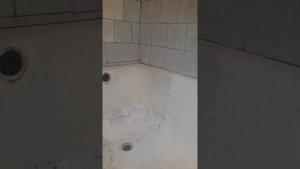 чем зачистить эмаль на ванне