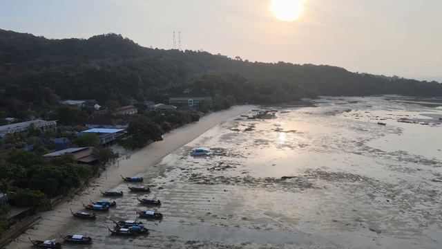 Phi-Phi Island, Thailand. смотреть онлайн