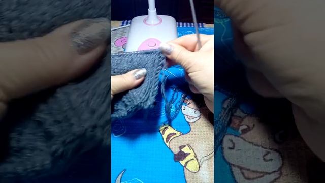 Вязайнерша Наталия,красивый узор для шапок спицами смотреть онлайн