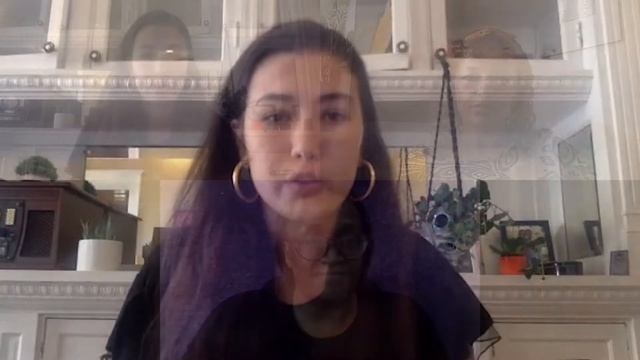 Opera Central Episode 09: Ana Luna Uribe Lisa Young and Teila Theisen