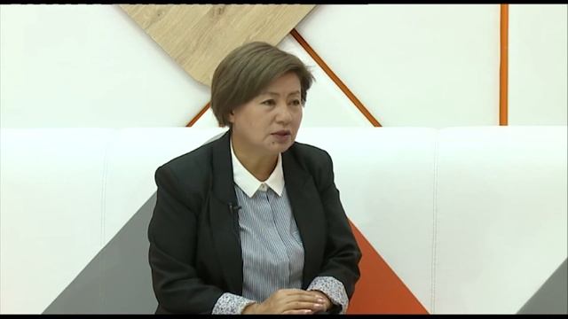 Профессиональный путь Сонун - от педагога до бьюти эксперта смотреть онлайн