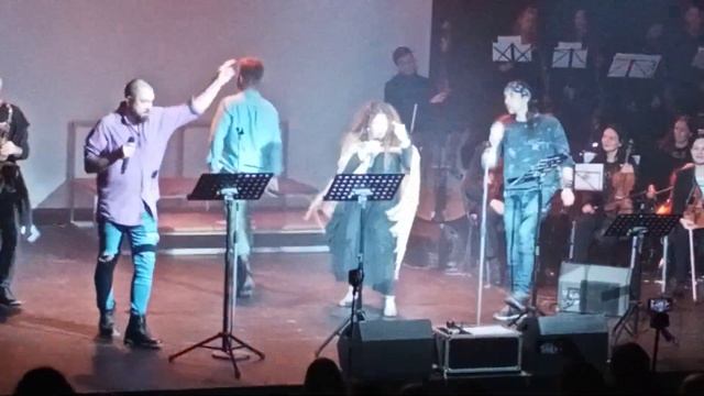 рок-опера "Тарас Бульба". Питома українська родина смотреть онлайн