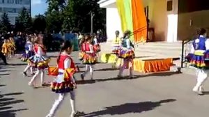 Открытие детского праздника посвящённом дню защитника детей на площади Ленина у млд театра г Узлова