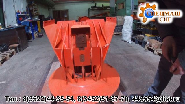 Разбрасыватель КО-829А.73.04.000 (КО-829А.56.02.000) смотреть онлайн