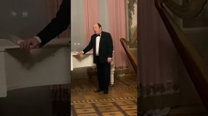 Скажите, девушки- исп.Иван Кожинов ( баритон)