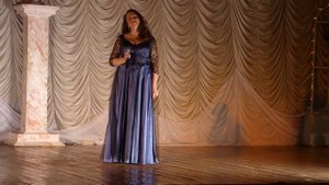 ОЛЬГА НАДЕЖДИНА " А СНЕГ ИДЕТ..."