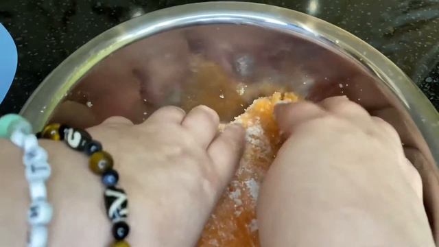 Очень вкусная малосольная красная рыба . Проще не бывает.