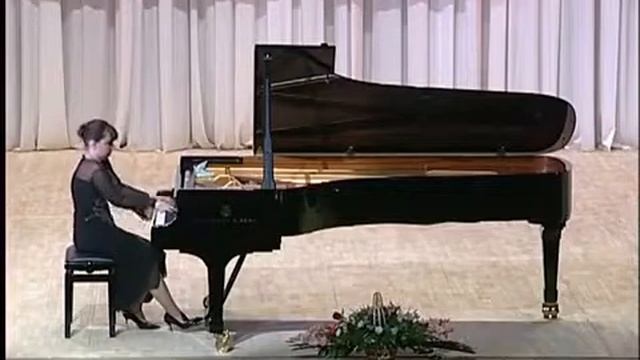 Мария Сидоренко (ф-но) исполняет прелюдию В.Магдалица смотреть онлайн