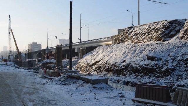 Макаровский мост в Екатеринбурге в ноябре 2020