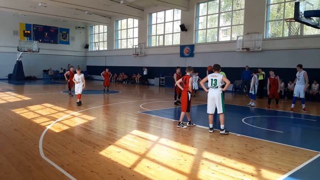 ДЮСШ-2 Харьков - СДЮШОР-16 Киев, 24.04.2018, 3 четверть смотреть онлайн