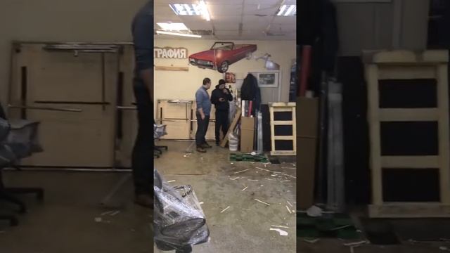 Как открыть свой малый бизнес с нуля на примере типографии, Показываем переезд