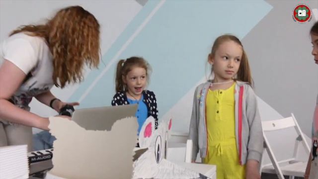 Darcy English Music Theatre смотреть онлайн