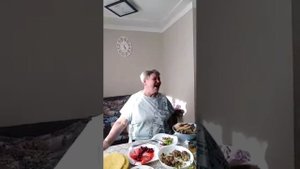 Ты неси меня конь,в неоглядную даль!Поздравляю с Пресвятой Троицей,желаю благоденствия!