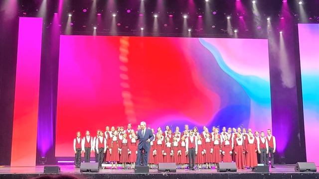 У меня есть щенок удивительной породы начало. Детский хор. счастливое детство 2023 смотреть онлайн