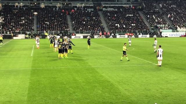 Juventus inter traversa pjanic смотреть онлайн