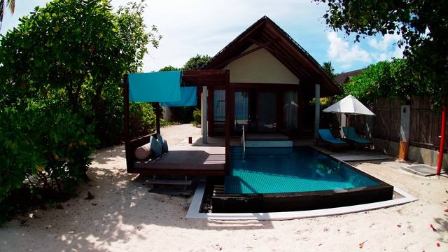 Отель Furaveri Maldives 5* обзор 2023 Мальдивы / Просторные виллы, питание, риф и сервис смотреть онлайн