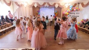 Прощальный вальс / авторы Н. Май, Л. Кириллова / музыкальный руководитель Наталья Падина