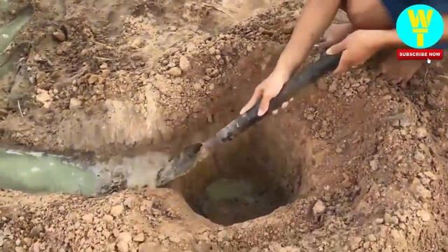 BELIEVE THIS FISHING? Unique Fish Trapping System GIRL 2018 ● New Technique Of Catching Country Fis смотреть онлайн