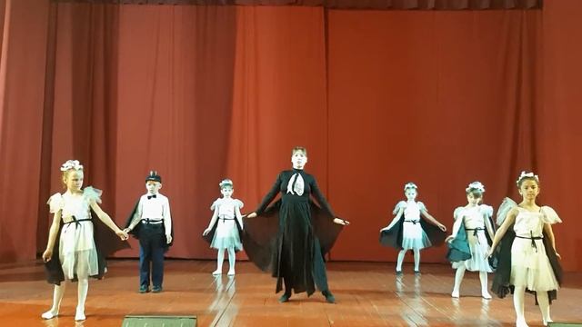 Танцевальный коллектив "Иллюзия". Танец "Ласточка" смотреть онлайн