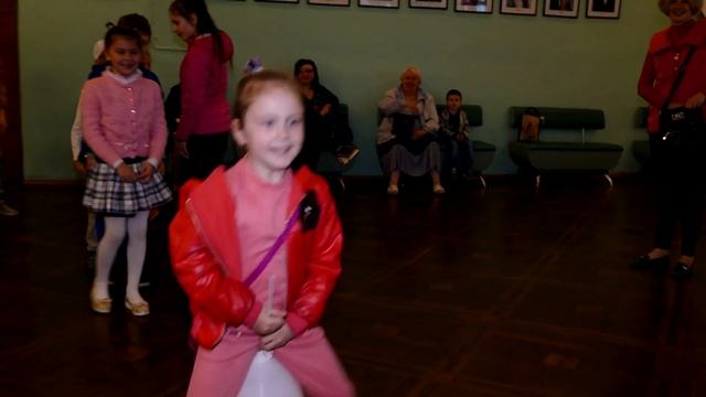 ТЮЗ,Харьков-Выходные с Лёпой смотреть онлайн