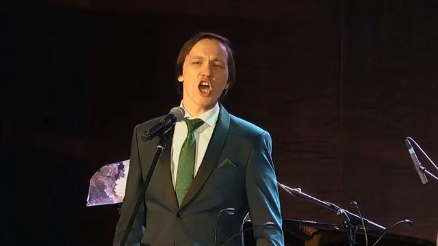 Тарантелла  "Chi-sa".  Исп. Сергей Петрищев.