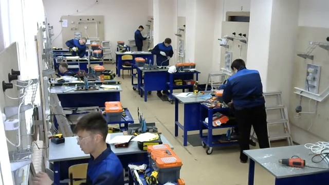 Демонстрационный экзамен по компетенции "Электромонтаж" ПАМТ им. И.И. Лепсе 25.05.2023 смотреть онлайн