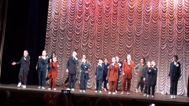 Театр песни "Модемуз" - "Русская мозаика" ремикс смотреть онлайн