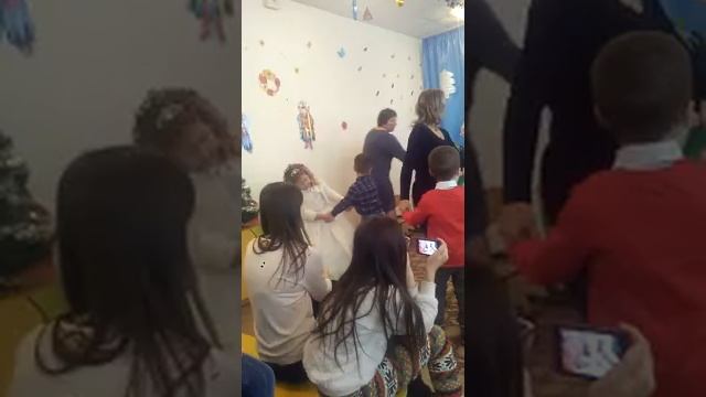 Наш новорічний Теребло. Садок смотреть онлайн