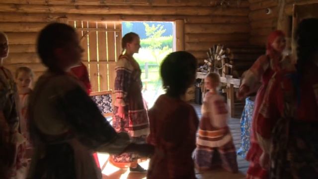 «Среди милых Москвичей» - по произведению А.П. Чехова смотреть онлайн