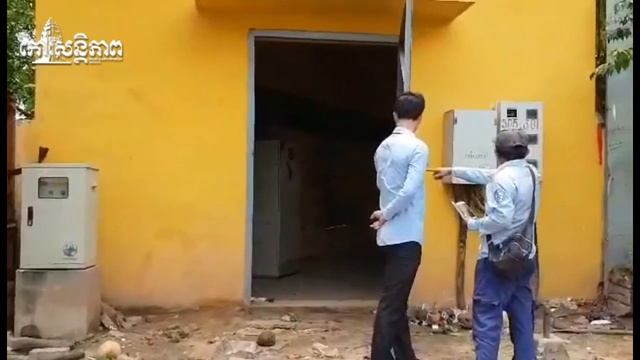 ចោរឆ្កឹះសោរចូលលួយកាត់ខ្សែភ្លើងក្នុងកាប៊ីន смотреть онлайн