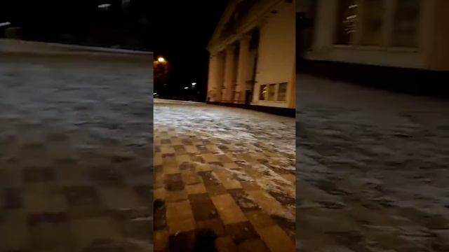 Мариуполь. Центр города. Драм. Театр смотреть онлайн