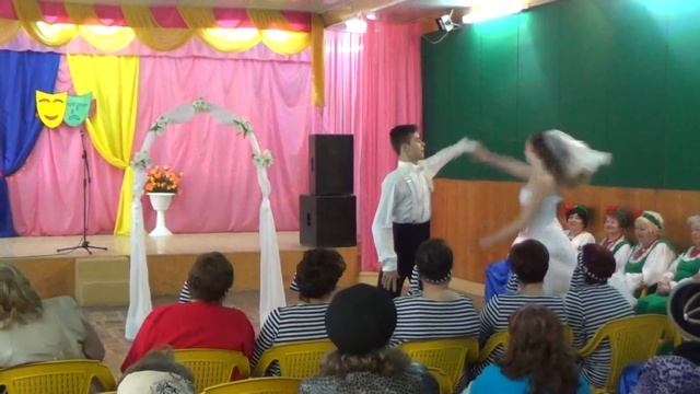 Концерт ветеранов культуры ко Дню Театра,юмора и смеха "Улыбайтесь вместе с нами" (Часть 17) смотреть онлайн