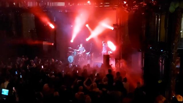 Дельфин - акустический концерт 06.01.2021 в клубе Gipsy - Надо смотреть онлайн