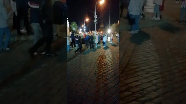Москва. Кремль. Красная площадь. Парк "Зарядье". Ночная съемка. 20.09.20.