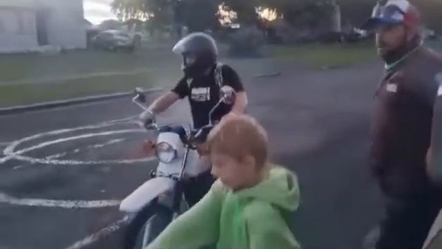 Suzuki er185 spinning oz смотреть онлайн