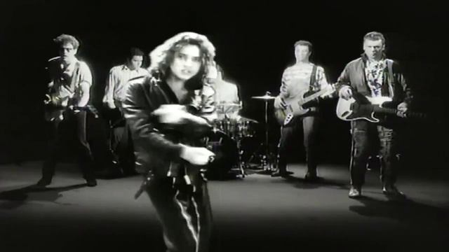 INXS - Need You Tonight (1987)