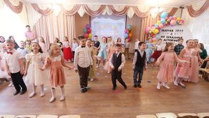 Дети подросли / авторы Л Кириллова, С Каптюхов