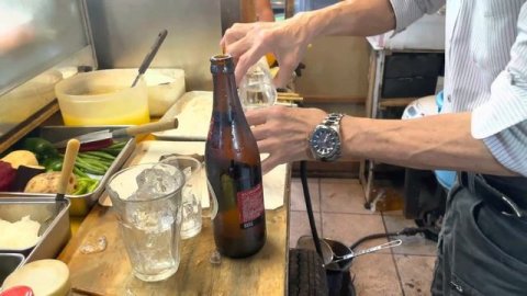 YATAI | TO EARN MY WIFE's LOVE I worked this FOOD STALL for 50 YEARS! BWAHAHA!