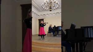 Н.Жиганов «Мелодия», исполняет ученица 3 класса Серафима Ефремова