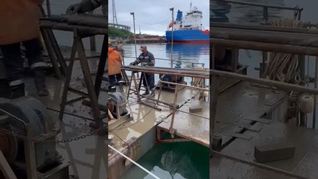 Ой, керн пролили. Главное чтобы геолог не видел)