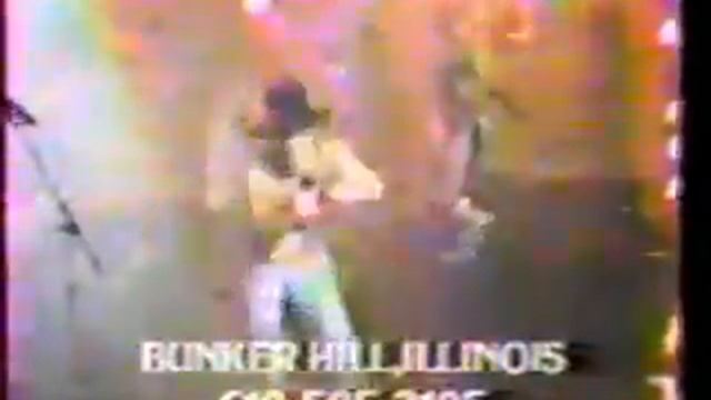 1987 Lip Sync RED HOT CHILI PEPPERS смотреть онлайн