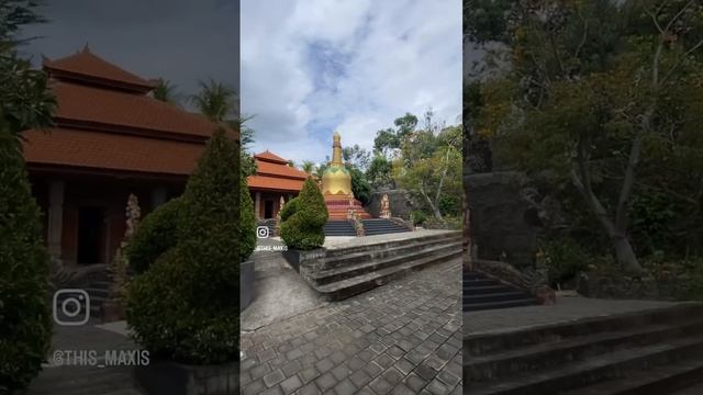 Brahmavihara Arama Temple Bali Храм Бали Buleleng area Булеленг