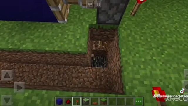 Как сделать механическую дверь в Майнкрафте смотреть онлайн