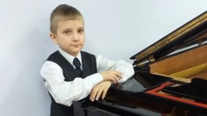 Иванчихин Михаил, 9 лет, ДМШ N3, г.Белгород