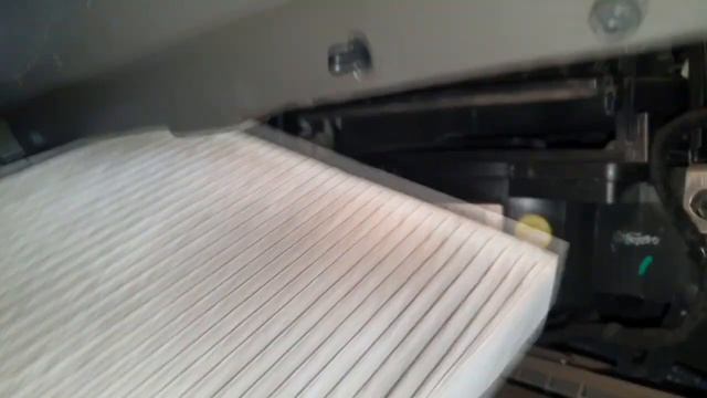 Ravon R4 - Замена салонного фильтра смотреть онлайн