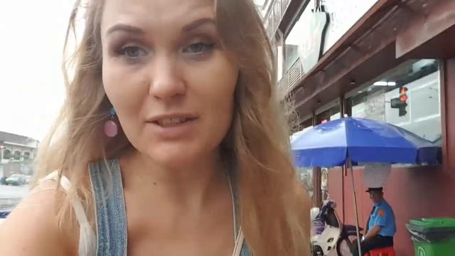 Хошимин с семьей Плехановых. Часть 1 смотреть онлайн