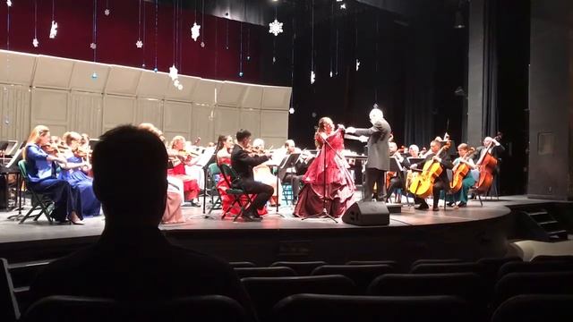 Melina Moore, Coloratura, sings Nella Fantasia. смотреть онлайн