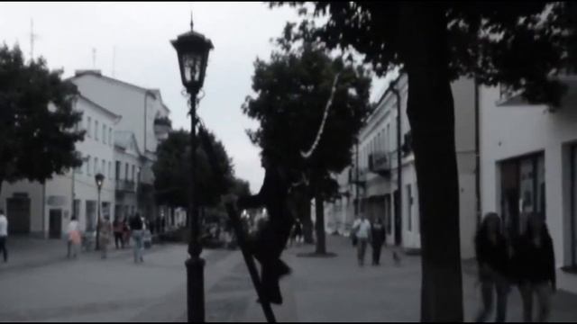 Брестский фонарщик зажигает фонари смотреть онлайн