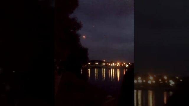 Летающая улыбка, флешмоб фонари, Москва смотреть онлайн