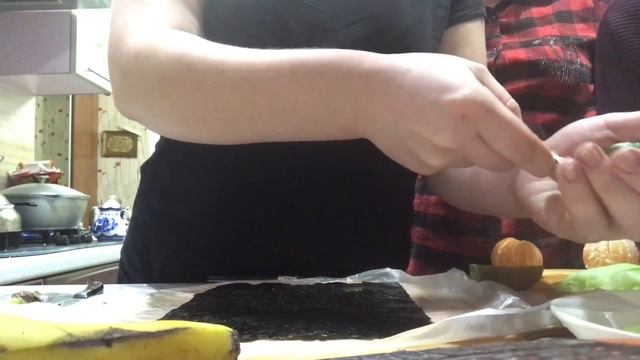 Готовим роллы часть 1 смотреть онлайн